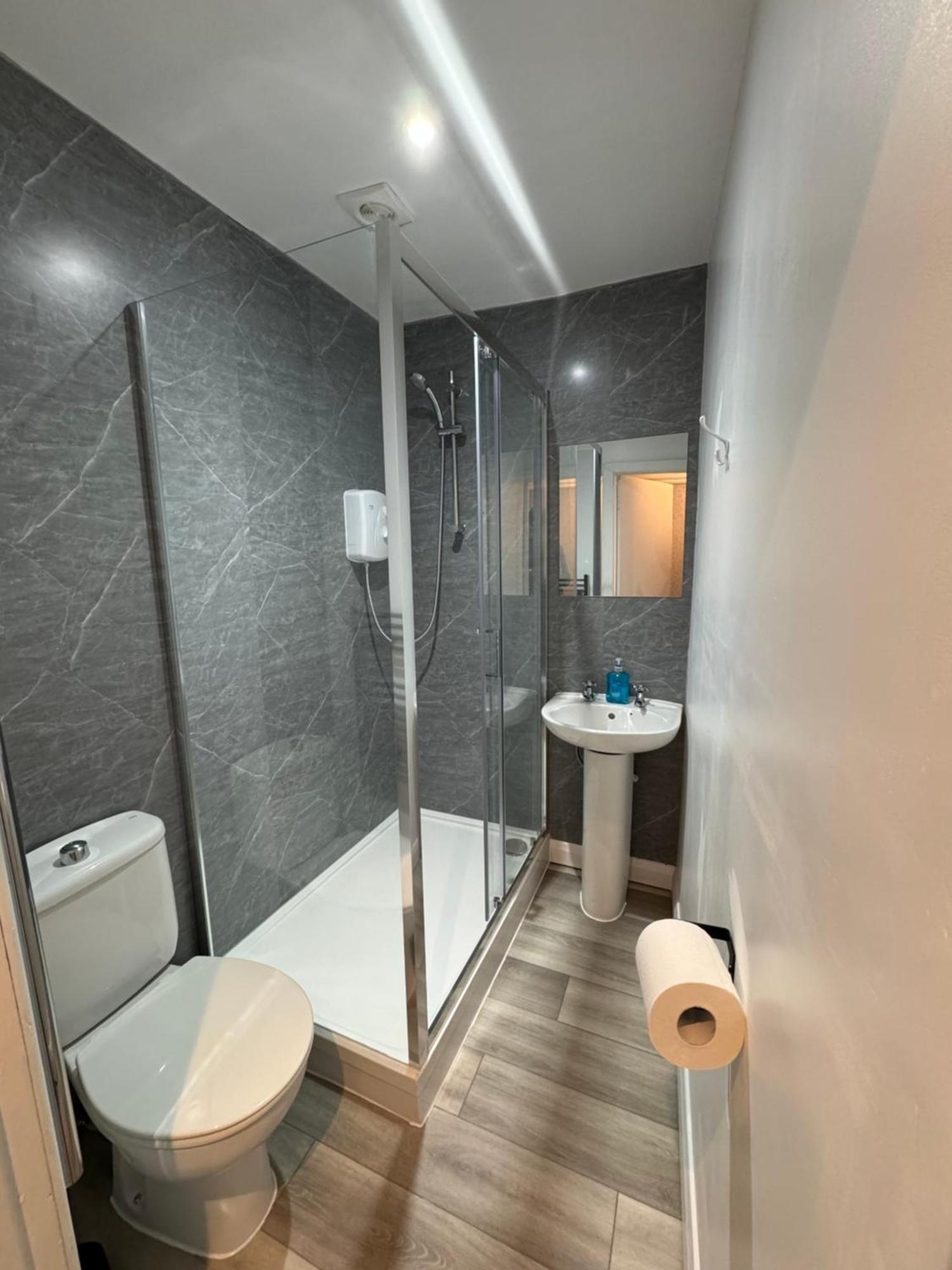 Juniper Berry Hotel Southampton Bagian luar foto