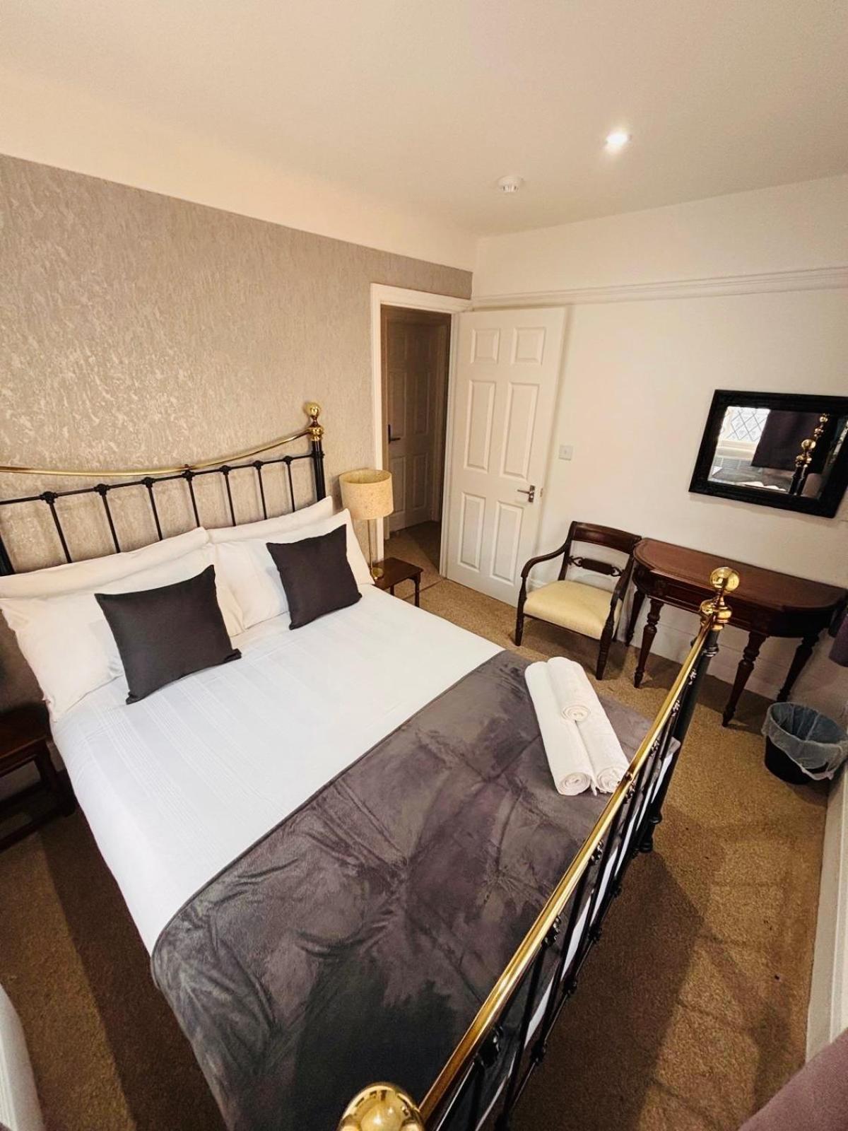 Juniper Berry Hotel Southampton Bagian luar foto