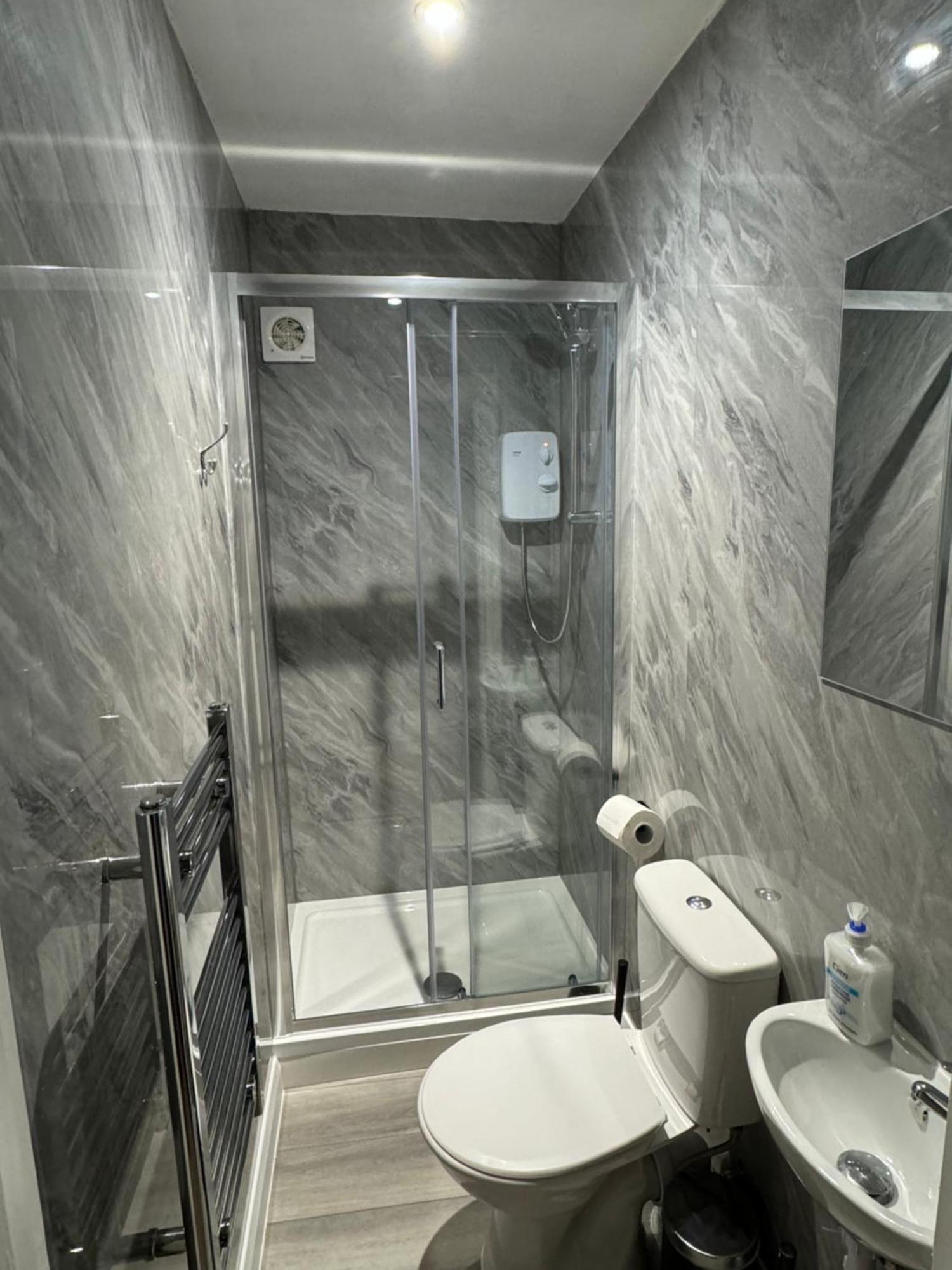 Juniper Berry Hotel Southampton Bagian luar foto