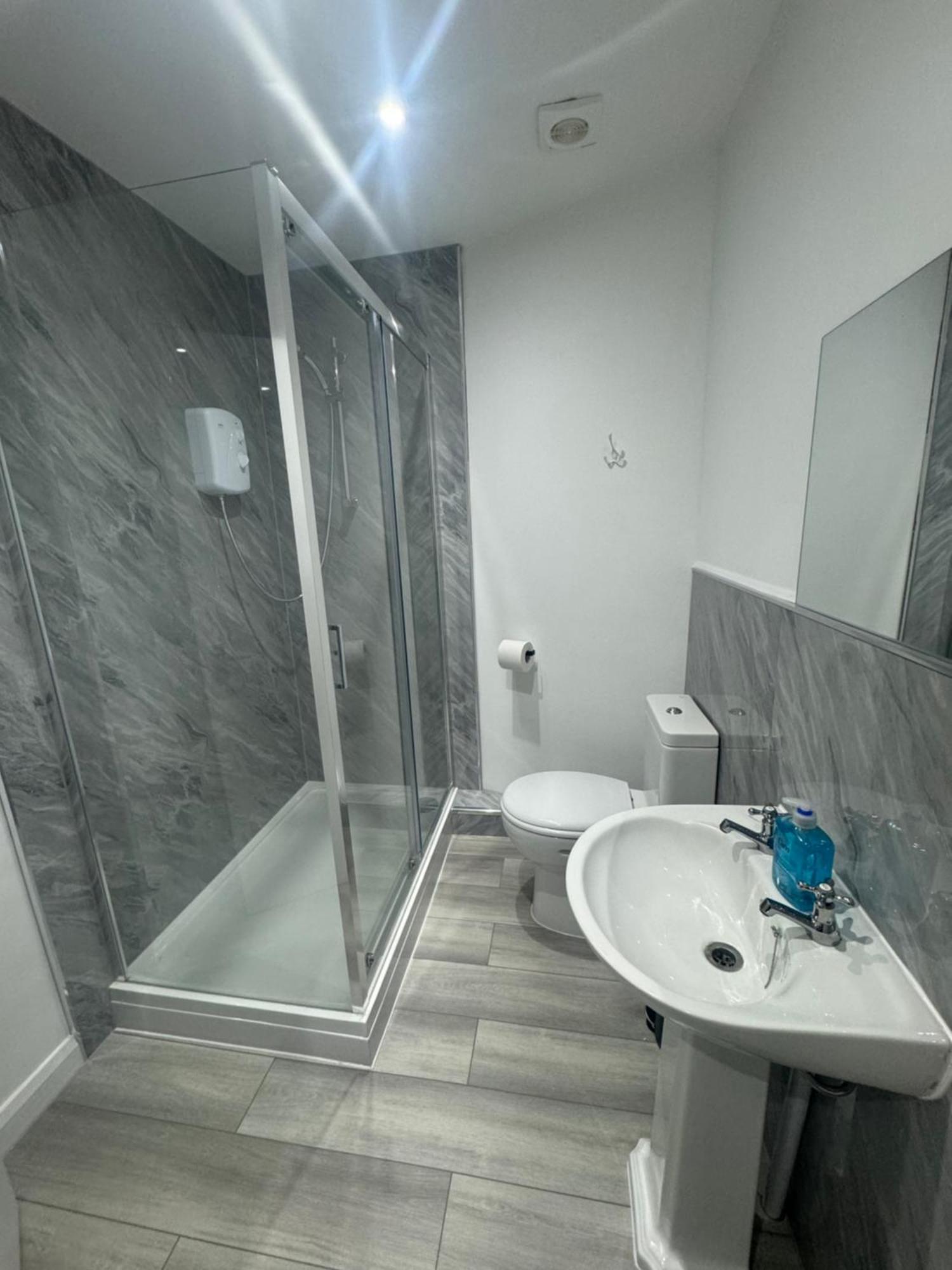 Juniper Berry Hotel Southampton Bagian luar foto